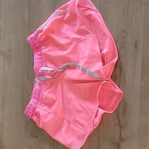 Lululemon Hotty Hot Short